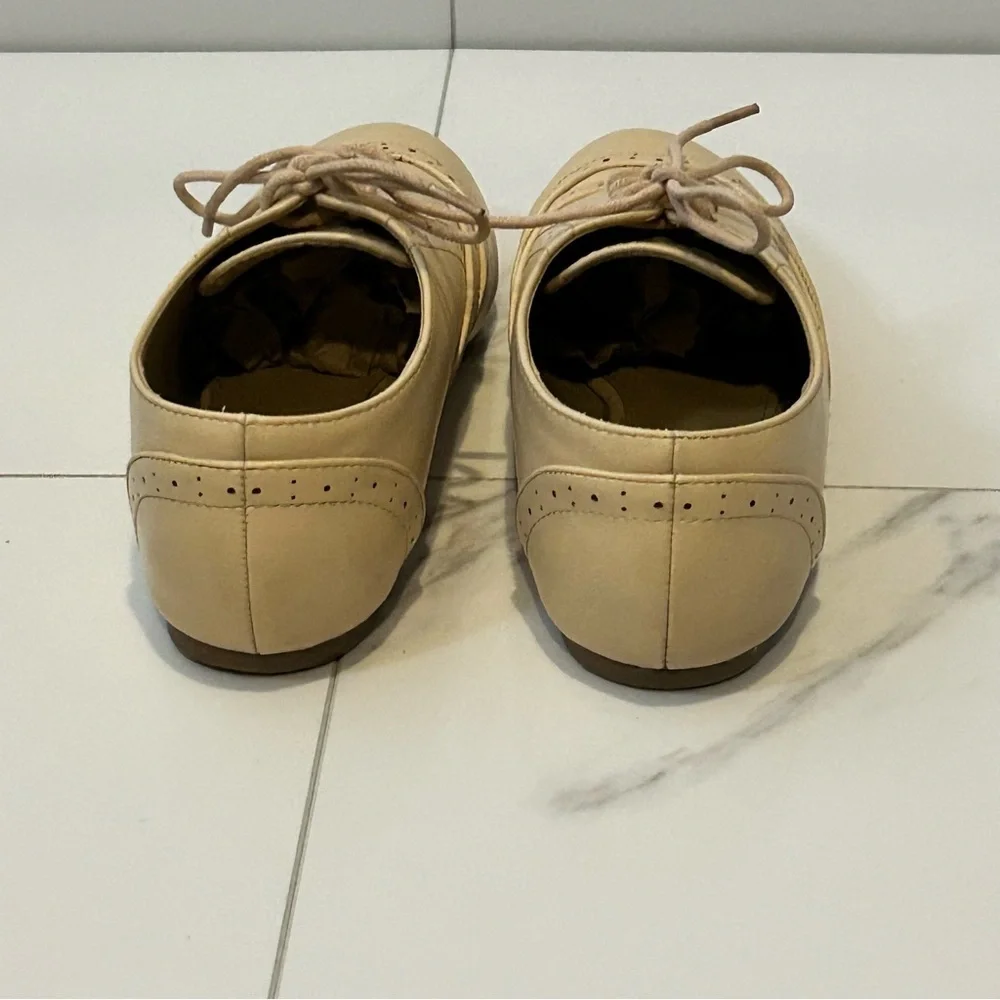 Ollio Women's Cream Oxford Flats Size 7.5 - Picture 6 of 7